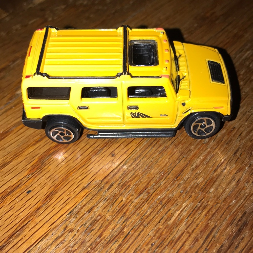 Yellow Mini Hummer